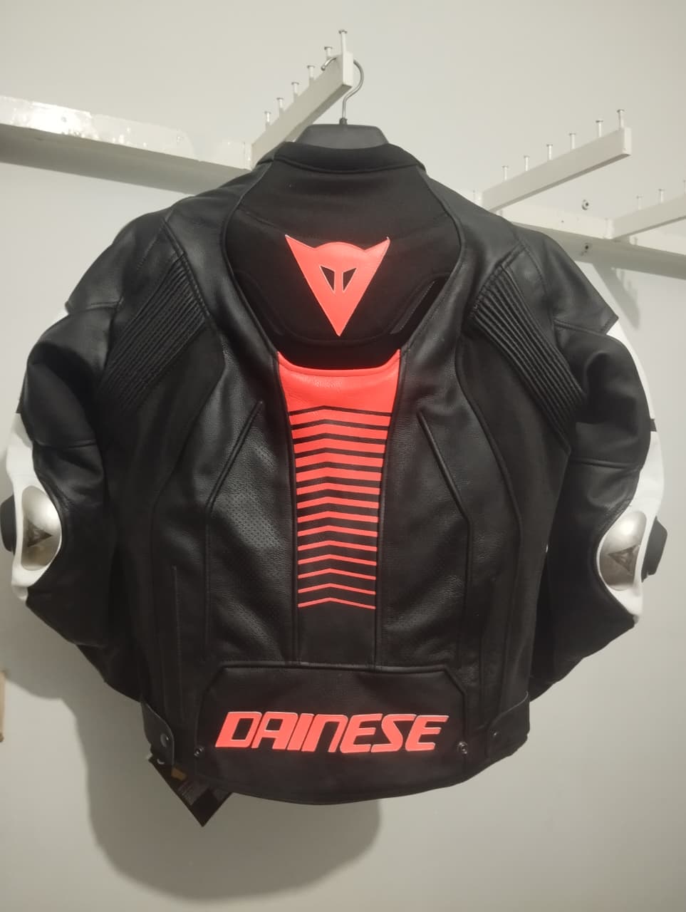 Leather motorcycle racing jacket image 2