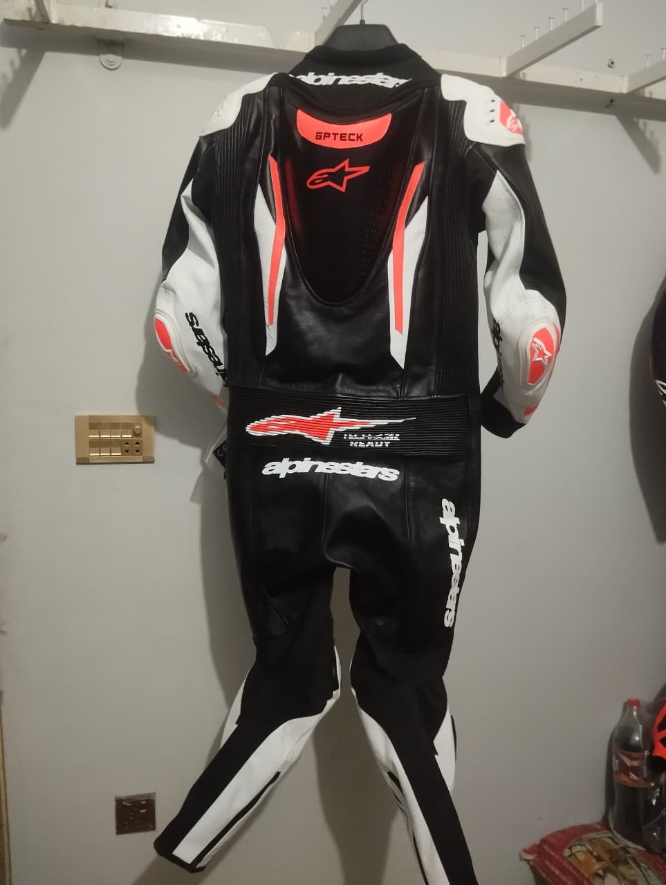Men’s leather motorcycle racing jacket real product image 2